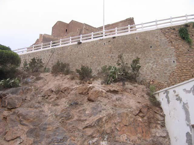 VOYAGE ORAN SEPTEMBRE 2006 131 13 sept. 06 - matin - FORT DE SANTA CRUZ.JPG